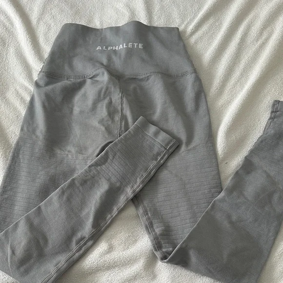 Alphalete OG Revival Gray Leggings - Picture 3 of 4